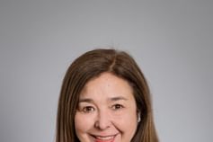 Julia Albarracin Author Photo reduced